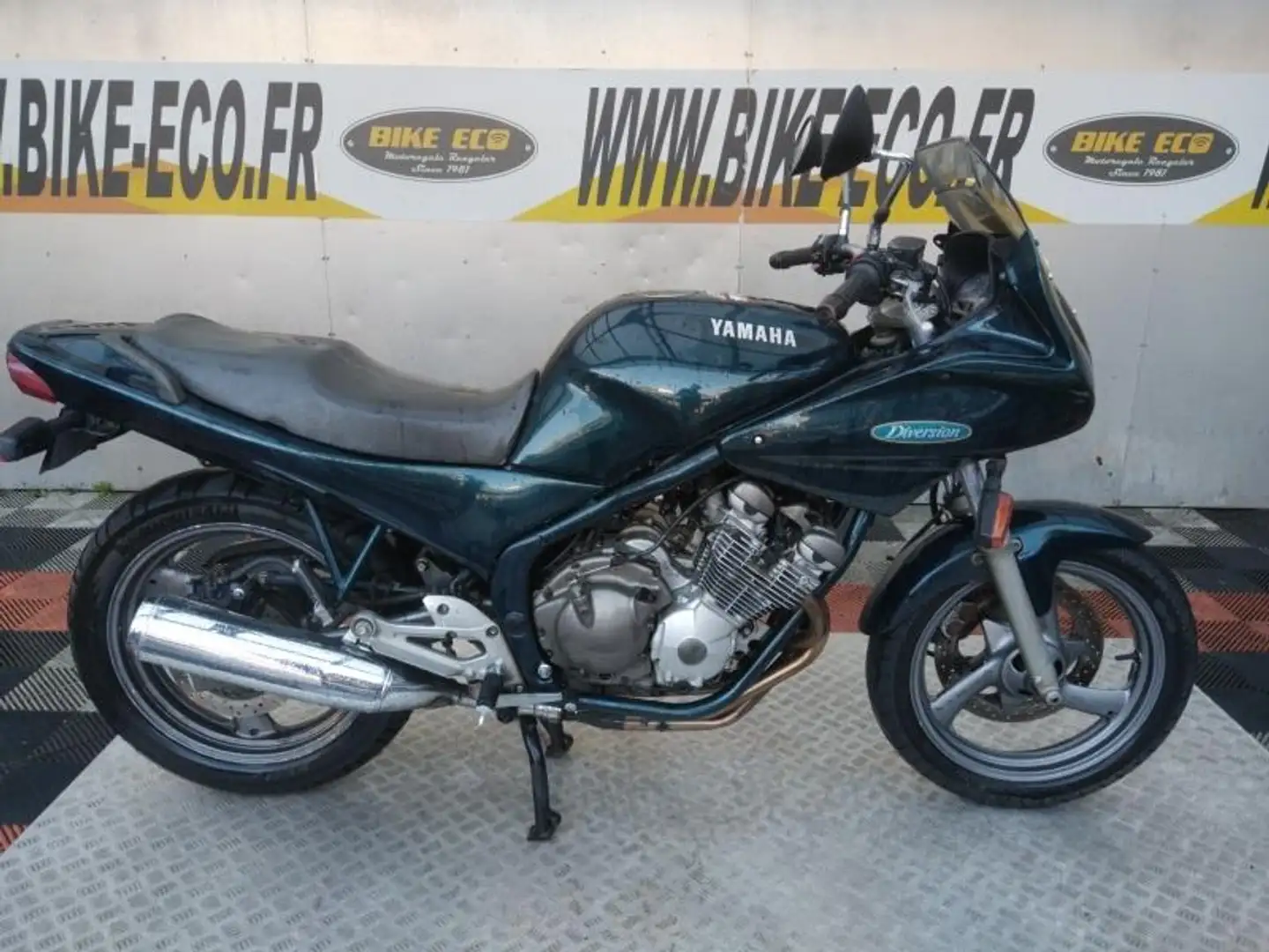 Yamaha XJ 600 Verde - 1