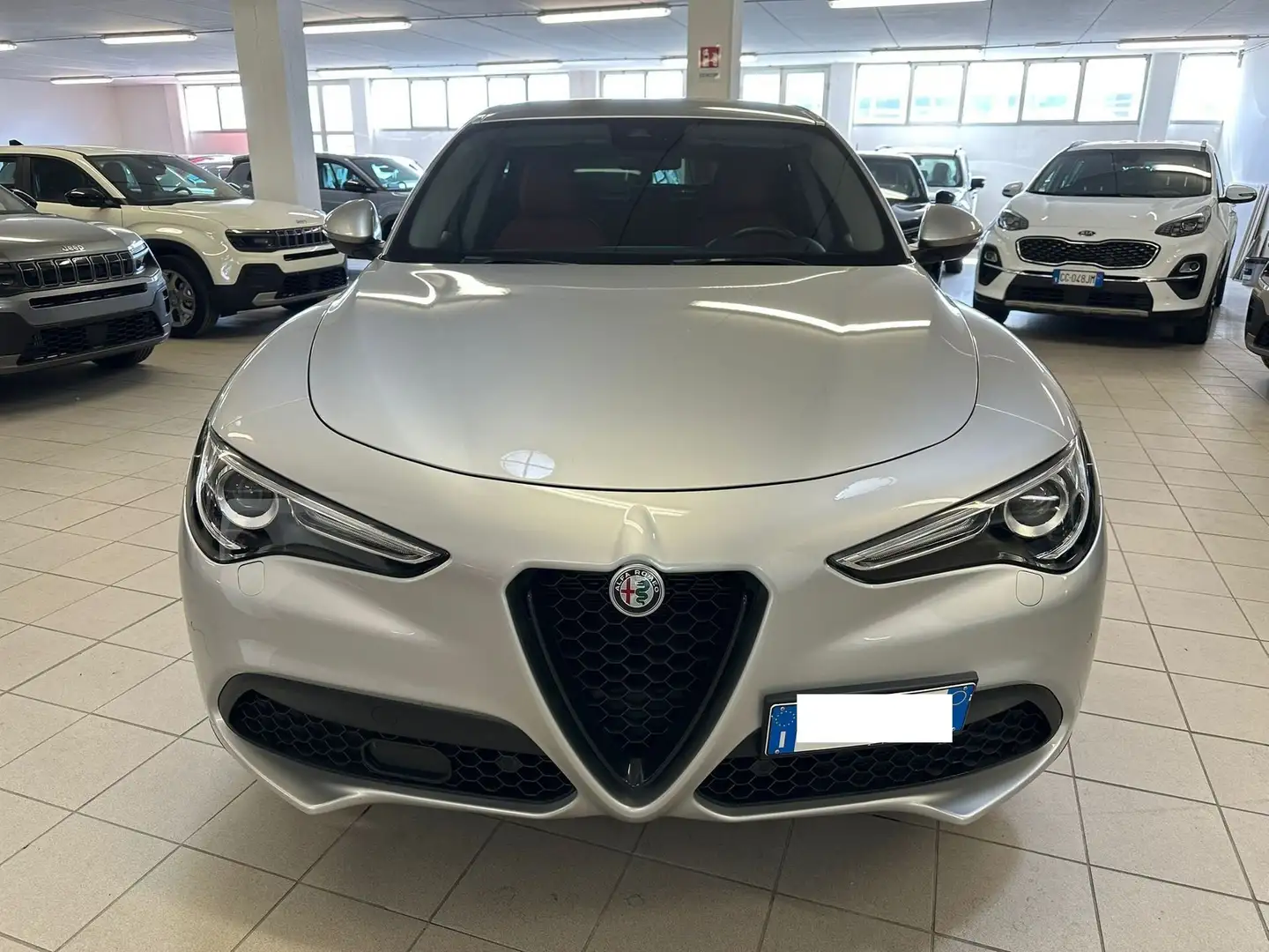 Alfa Romeo Stelvio 2.2 Turbodiesel 190 CV AT8 Q4 Sprint Stříbrná - 1