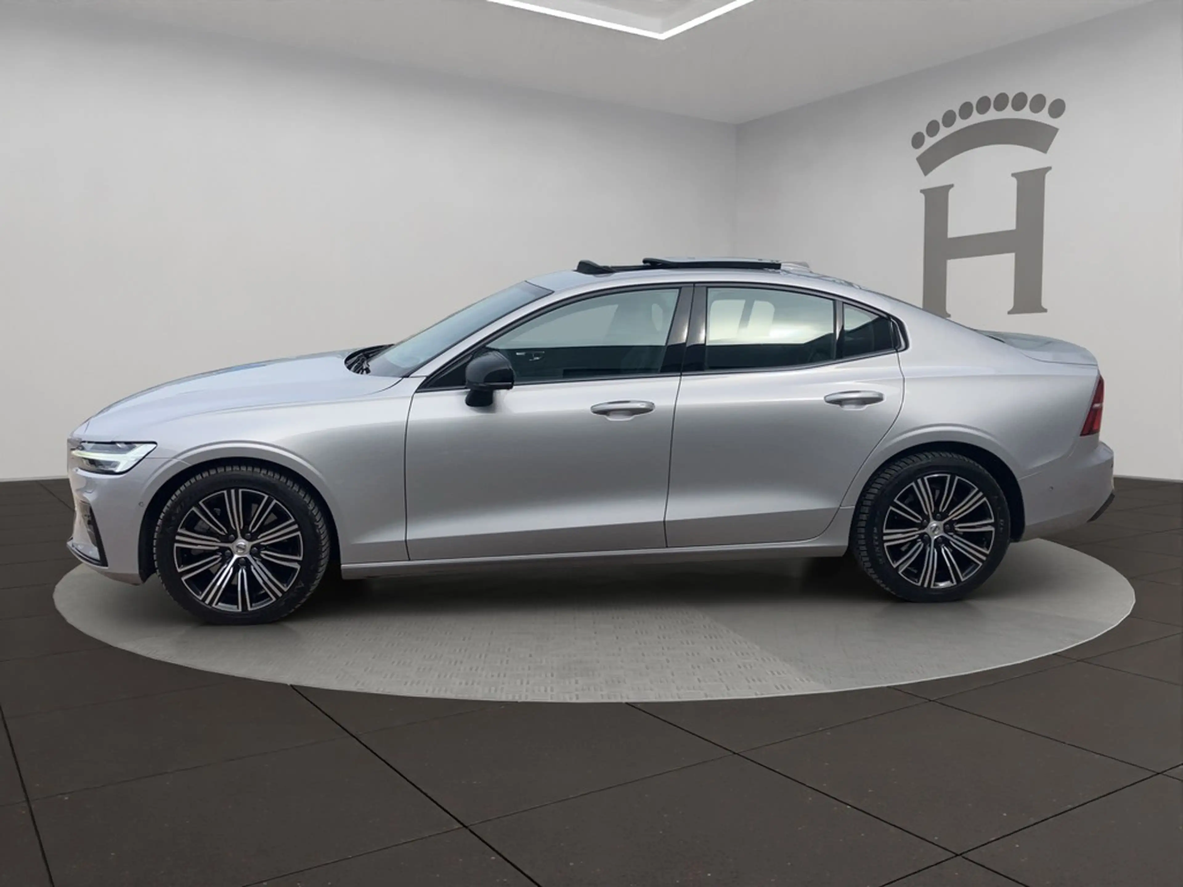 Volvo S60 Lim. Ultimate Dark AWD — photo 2