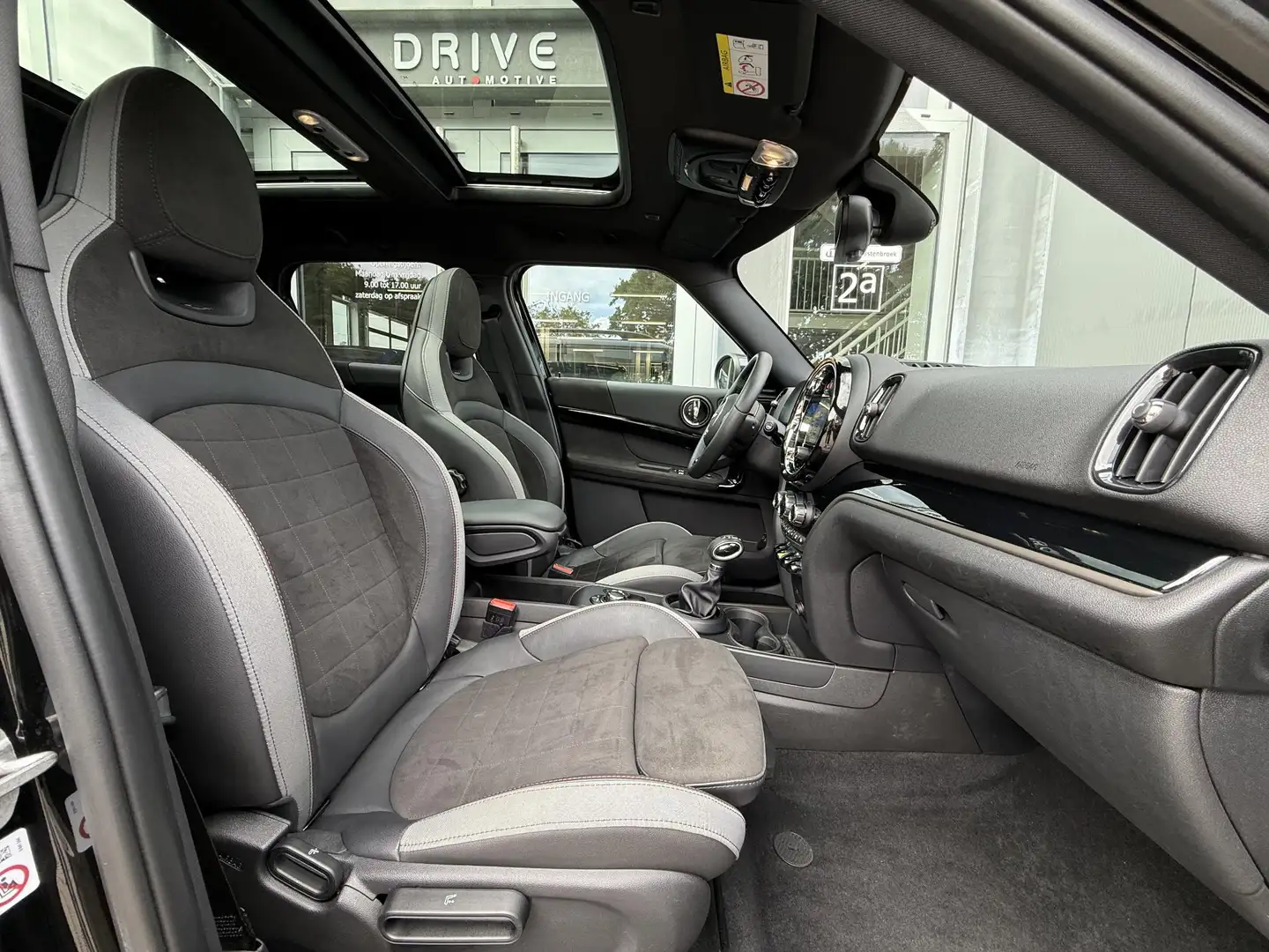 MINI Cooper SE Countryman Mini 2.0 ALL4 John Cooper Works SOH93%|Sports Seat Zwart - 2