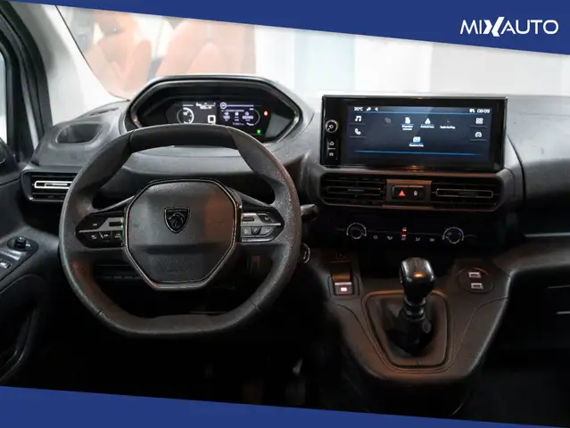 Peugeot Rifter view 10