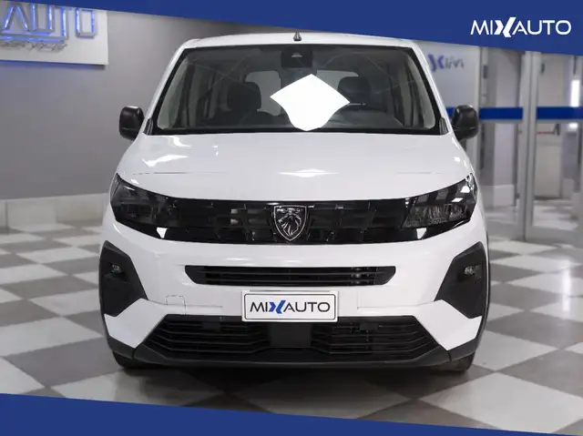 Peugeot Rifter view 2