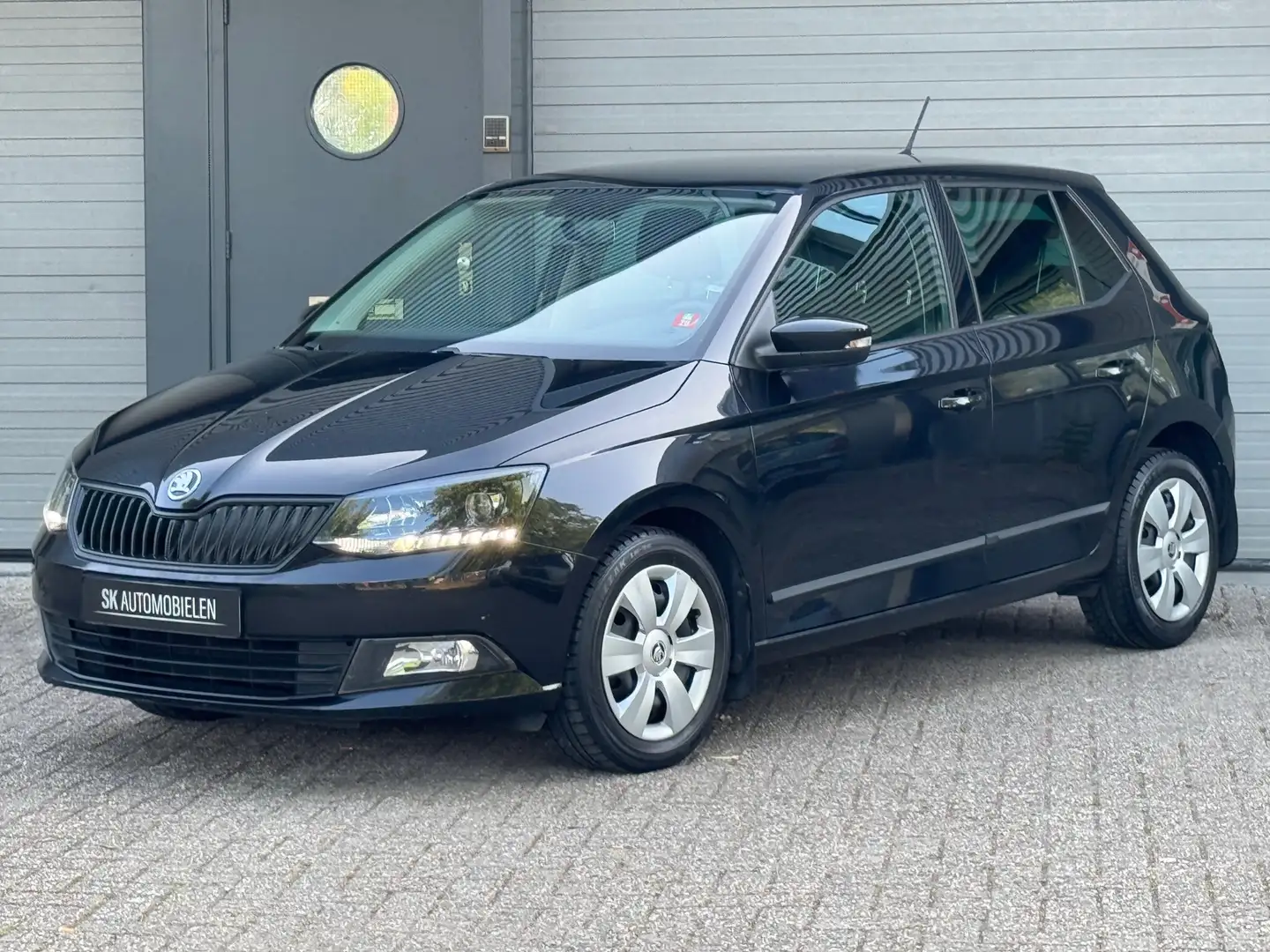 Skoda Fabia 1.0 Sprint Noir - 1