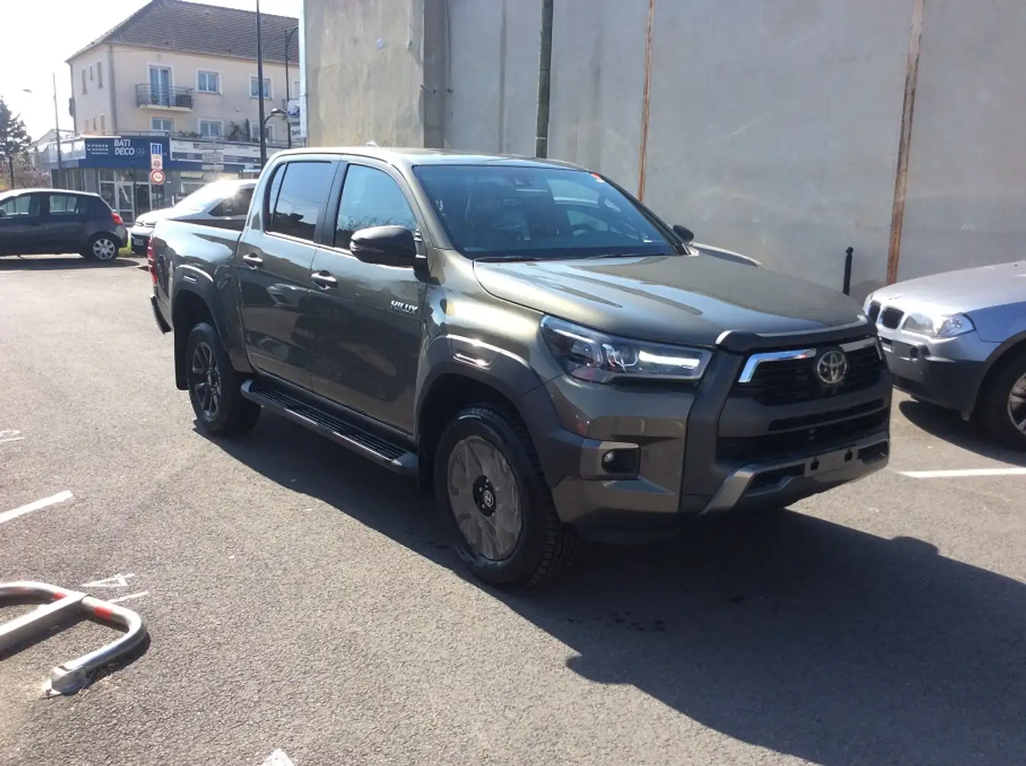 Toyota Hilux IV 4WD 2.8 D-4D 204 DOUBLE CABINE INVINCIBLE Bronze - 2