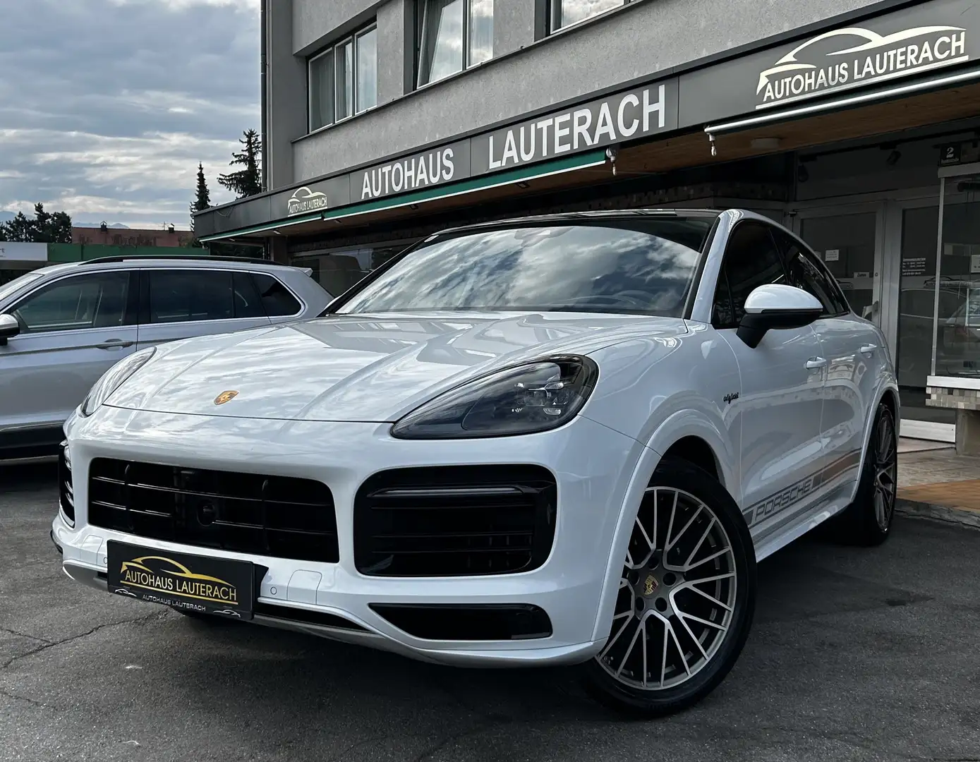 Porsche Cayenne Coupe E-Hybrid Platinum Edition*GARANTIE bis 06/27 Weiß - 1