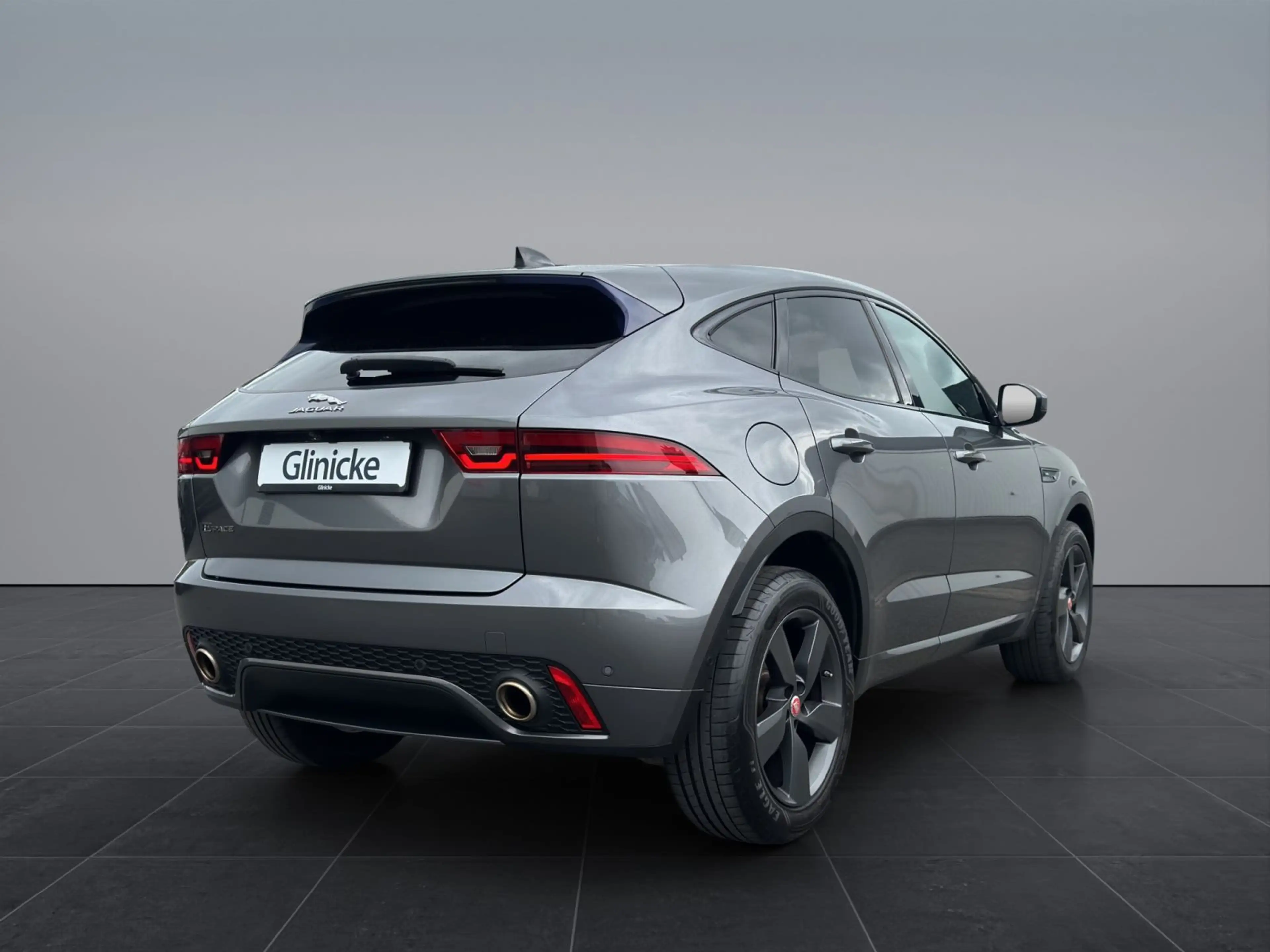 Jaguar E-Pace E-PACE D180 R-Dynamic SE WinterPaket 19 Zoll LED — photo 2