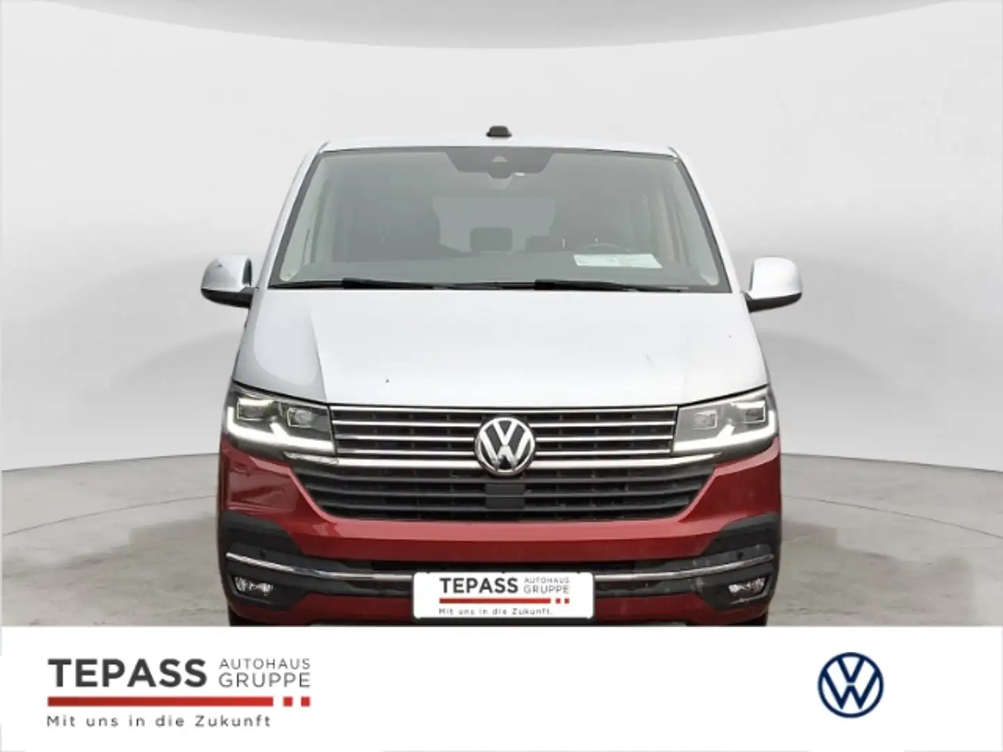 Volkswagen T6.1 Multivan 2,0l TDI Cruise NAVI ACC AHK SHZ Schwarz - 2