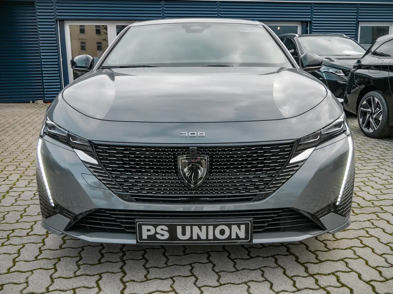 Peugeot 308 1.2 GT EAT8 130 SHZ AKTIVSITZE MATRIX-LED — معرض صور السيارة 18