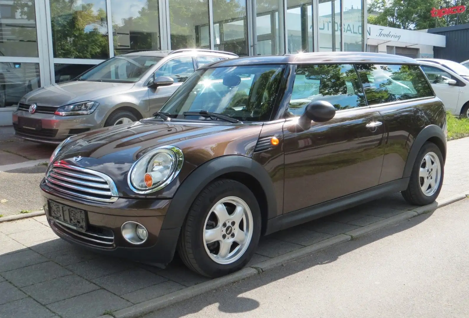 MINI One Clubman Pepper Automatik* Brown - 1