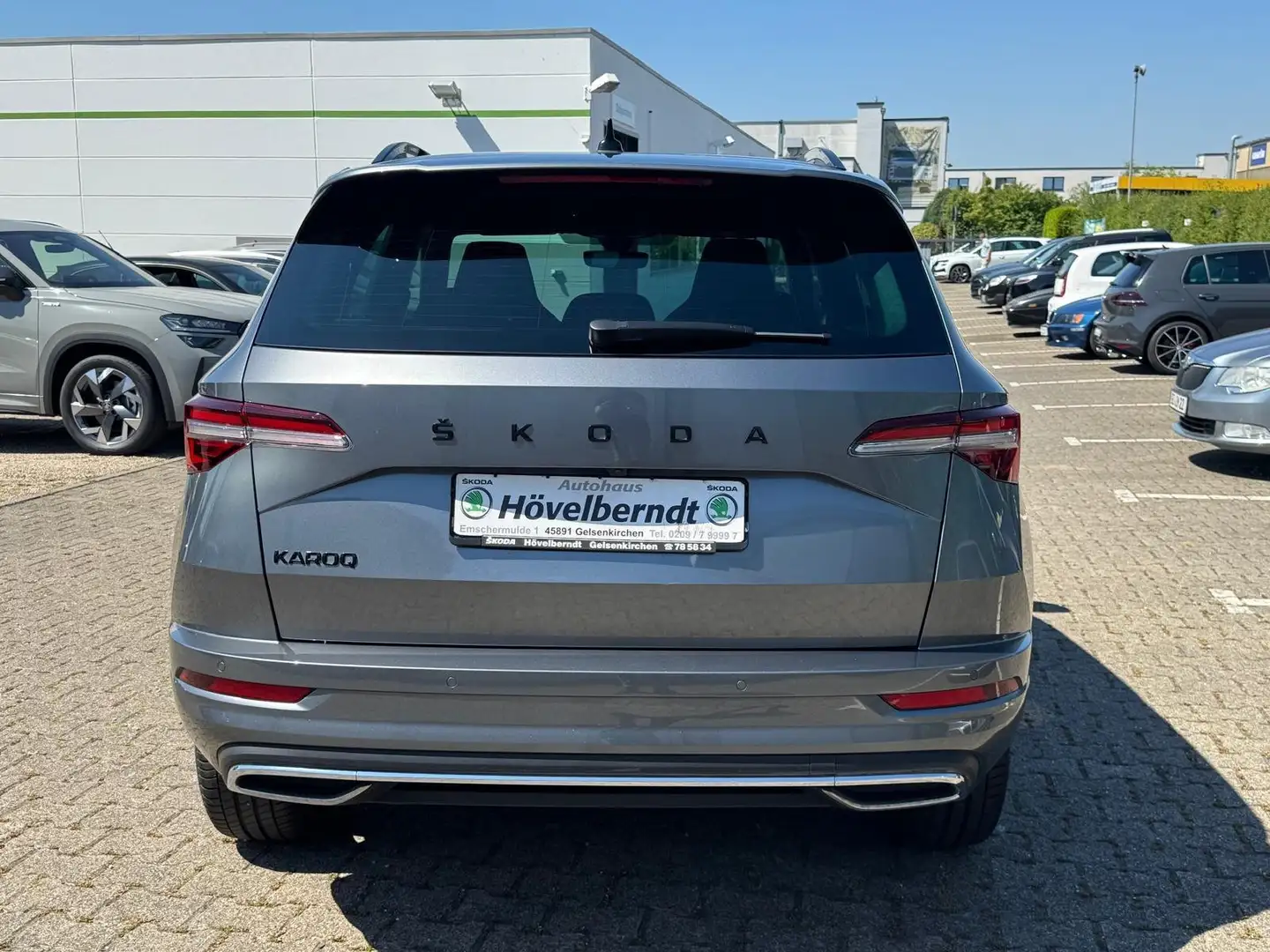 Skoda Karoq Sportline 1.Hand Navi/ACC/ Kamera v+h Gris - 2