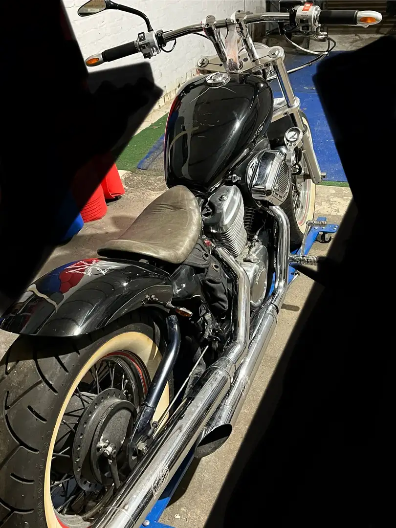 Honda VT 600 Honda Shadow VT 600 Custom Umbau Schwarz - 2