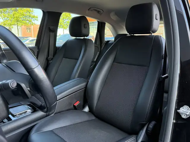 Mercedes-Benz B-Class view 5