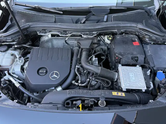 Mercedes-Benz B-Class view 9