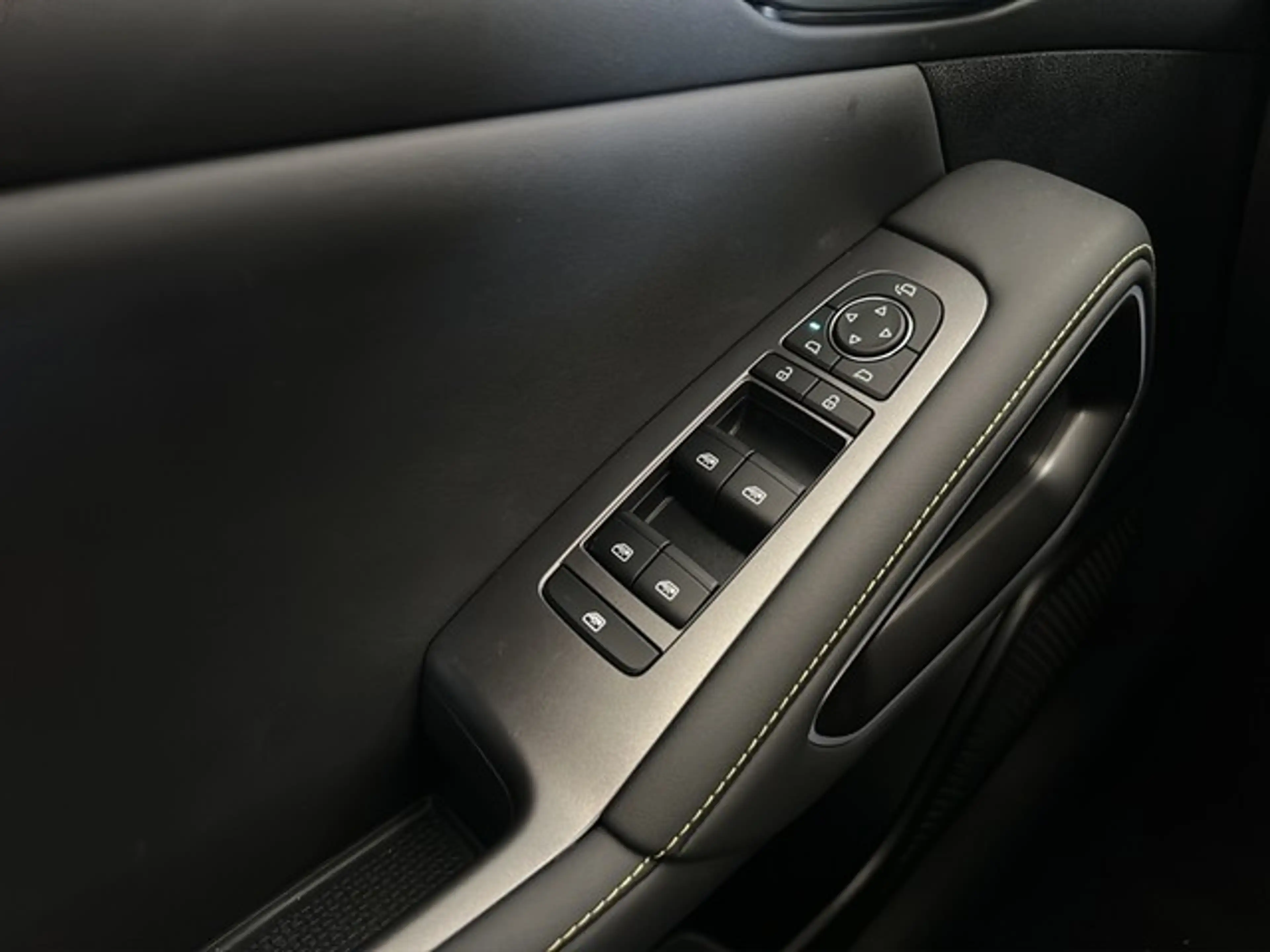 BYD Atto 2 DM-I Boost AUTOMATIK NAV LED PANODACH SHZ LHZ A... — photo 14