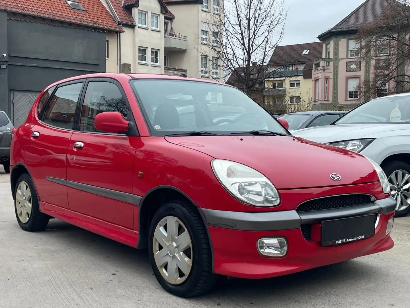 Daihatsu Sirion 1.3 Top Sport *AUTOMATIK*TÜV*KLIMA* Червоний - 2
