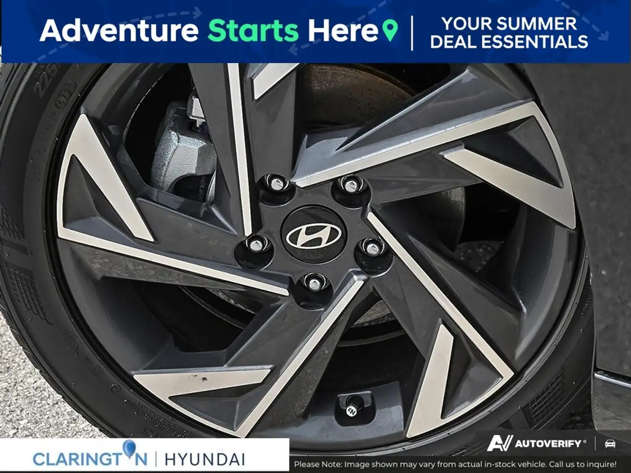 Hyundai ELANTRA photo Hyundai ELANTRA