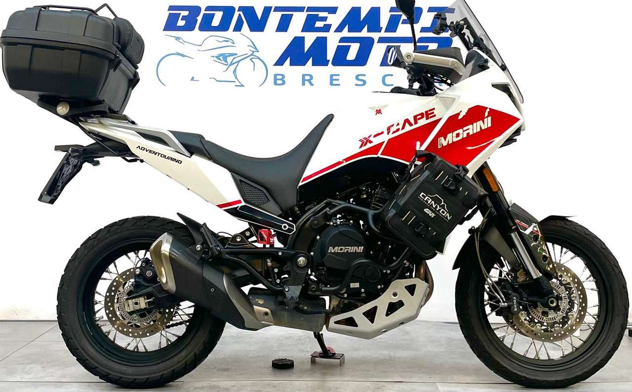 Moto Morini X-Cape