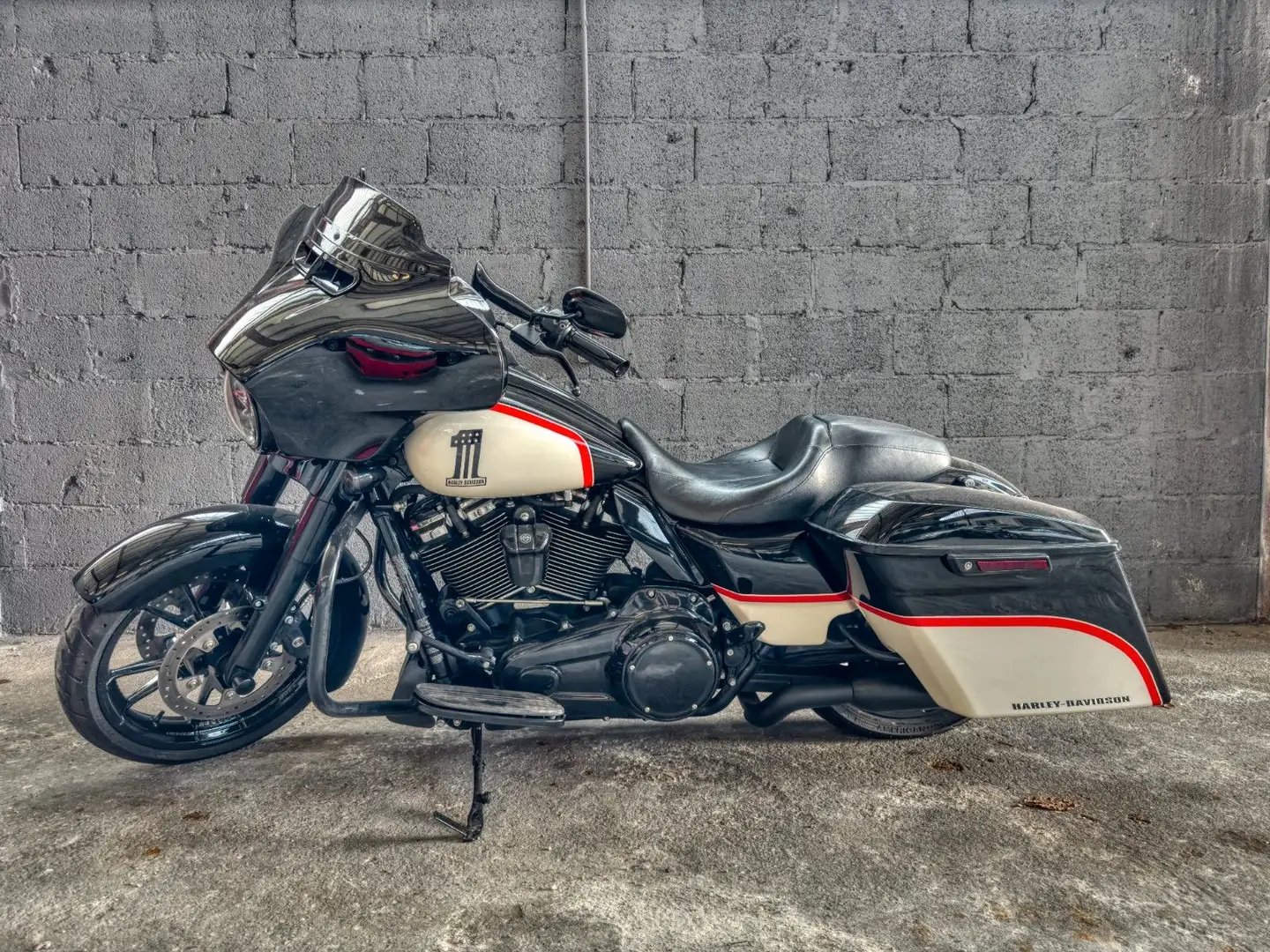 Harley-Davidson Street Glide FLHX 107ci Negru - 1