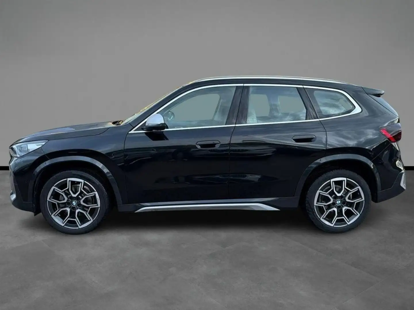 BMW X1 sDrive 18d xLine Nero - 2