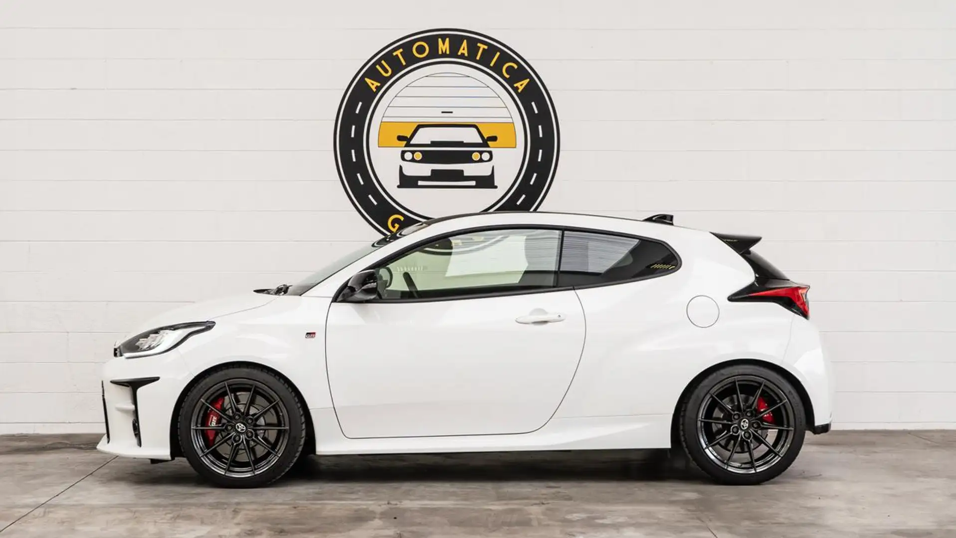 Toyota Yaris GR Circuit IVA ESPOSTA Bianco - 2