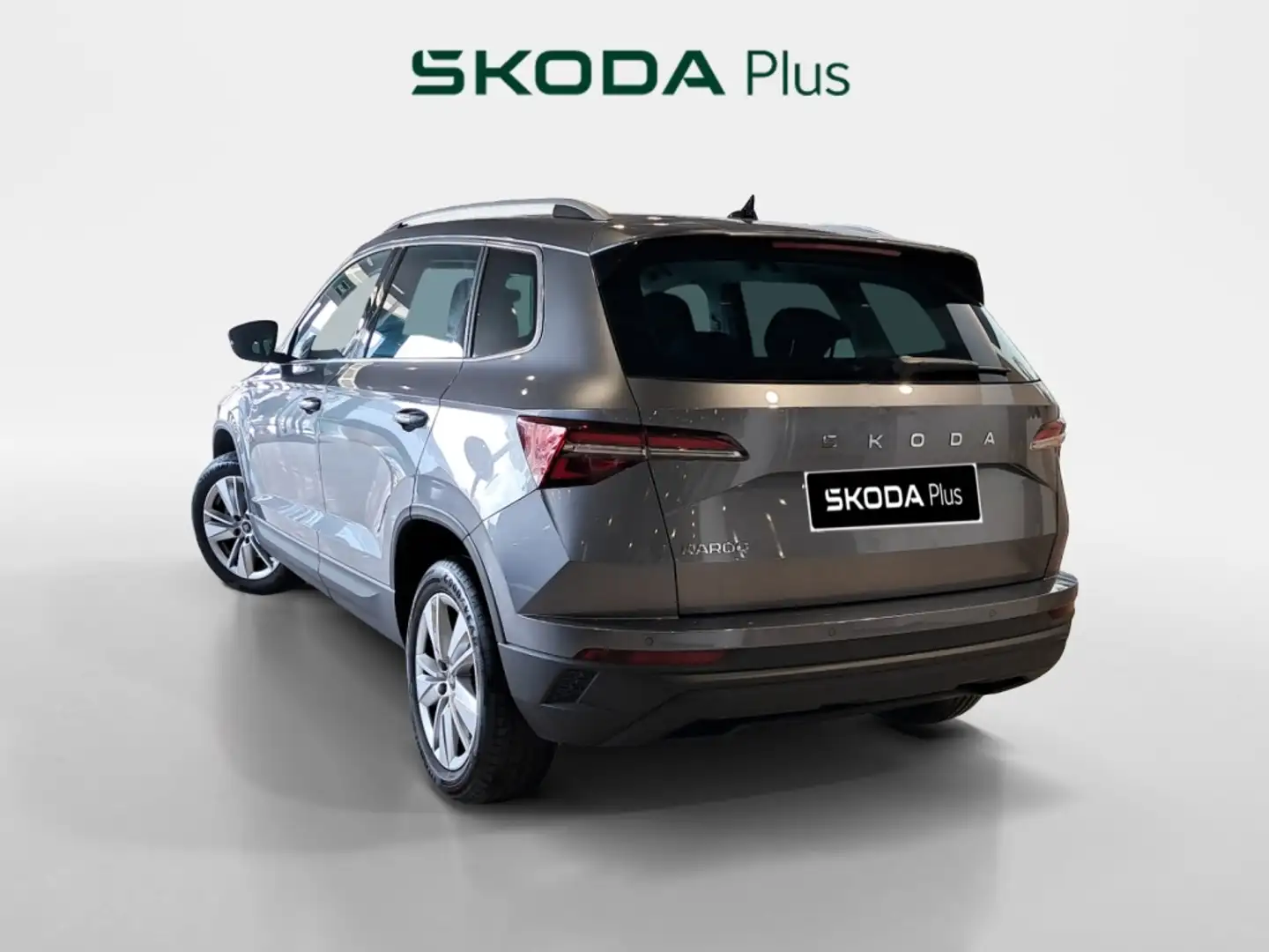 Skoda Karoq SELECTION 1,5 TSI 110 KW (150 CV) DSG 7 VEL. Gris - 2