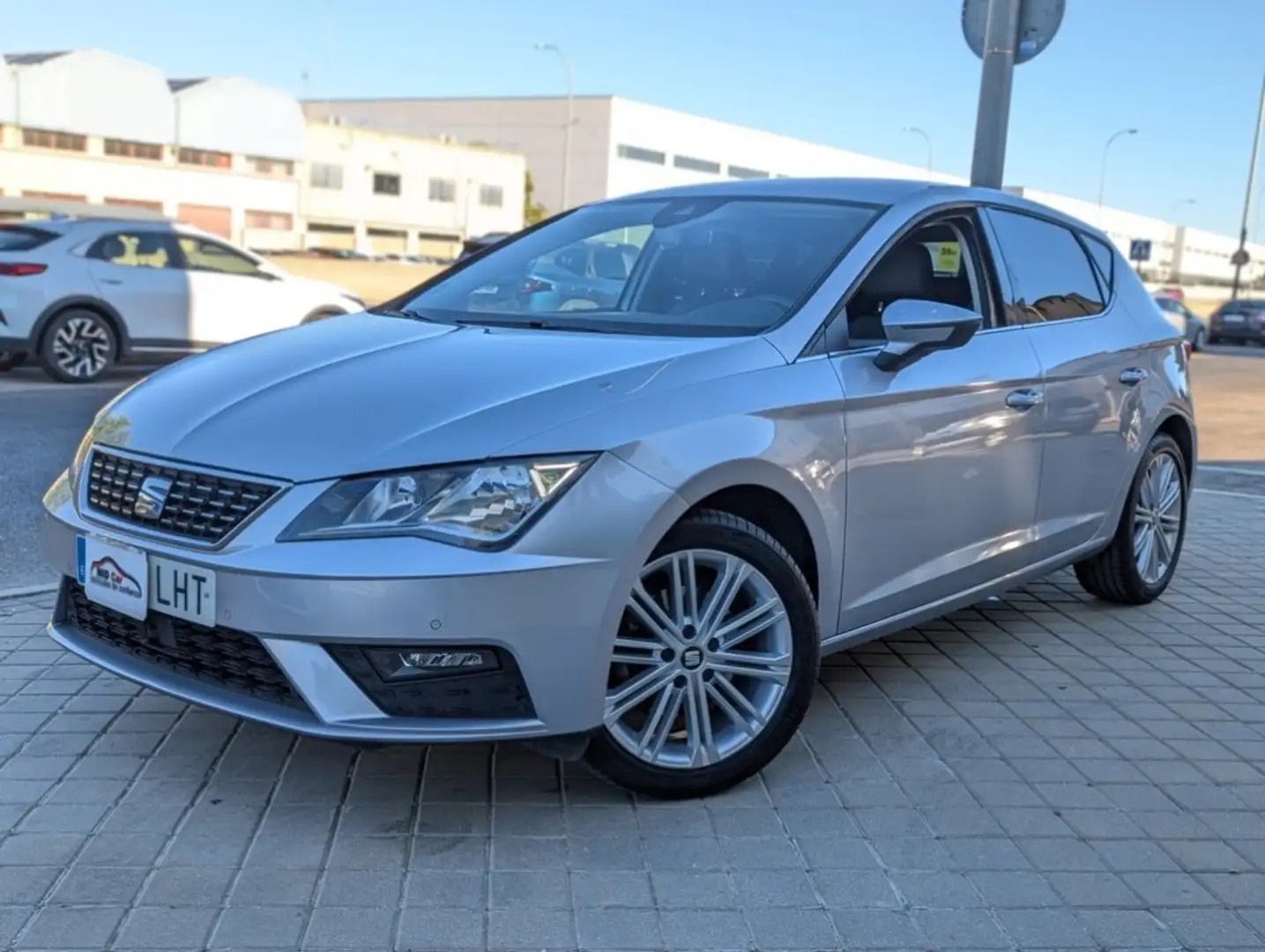 SEAT Leon 1.5 TGI GNC S&S Xcellence DSG7 130 Gris - 1