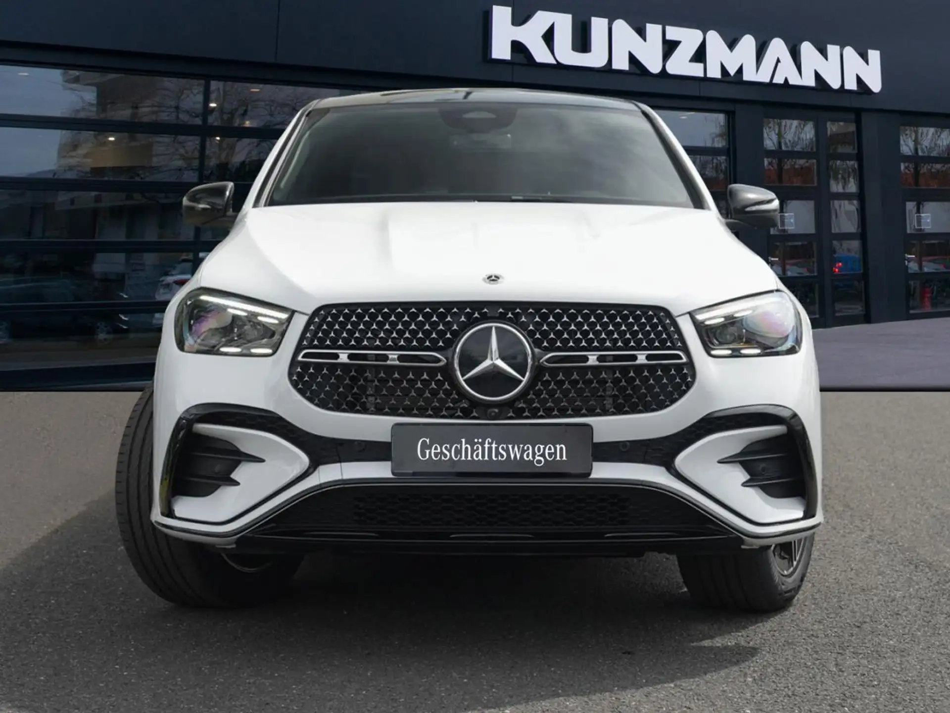 벤츠 Mercedes-Benz GLE GLE 300 2026 흰색 사진 2