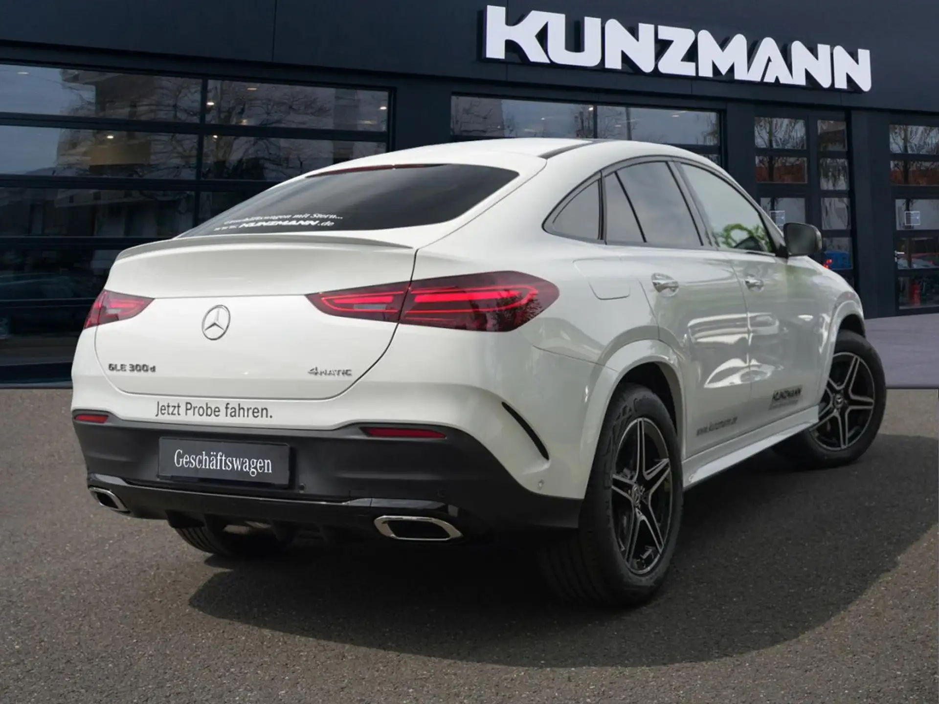벤츠 Mercedes-Benz GLE GLE 300 2026 흰색 사진 3