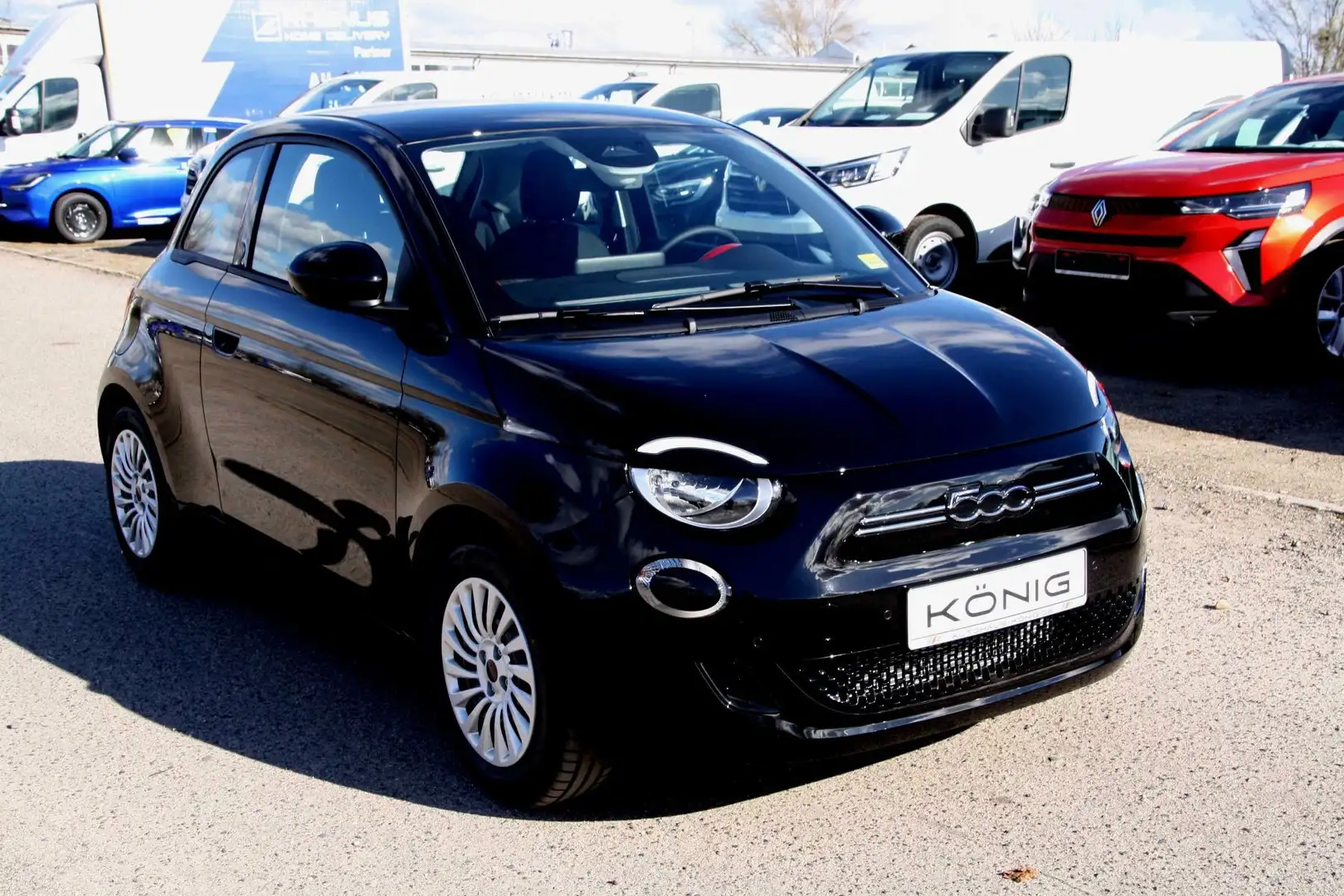 Fiat 500 Elektro RED MY25 Komfortpaket Automatik Schwarz - 2