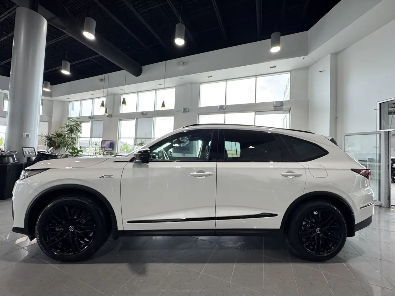 Acura MDX снимка Acura MDX