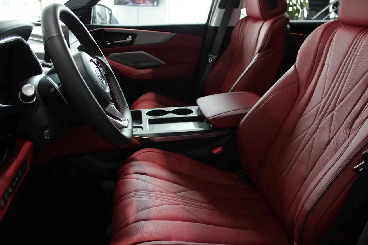 Acura MDX снимка Acura MDX