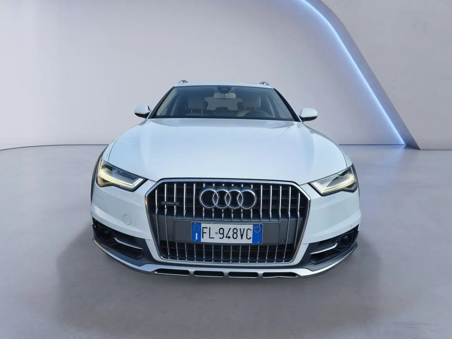 Audi A6 allroad 3.0 TDI 272 CV S tronic Business Plus Blanc - 2