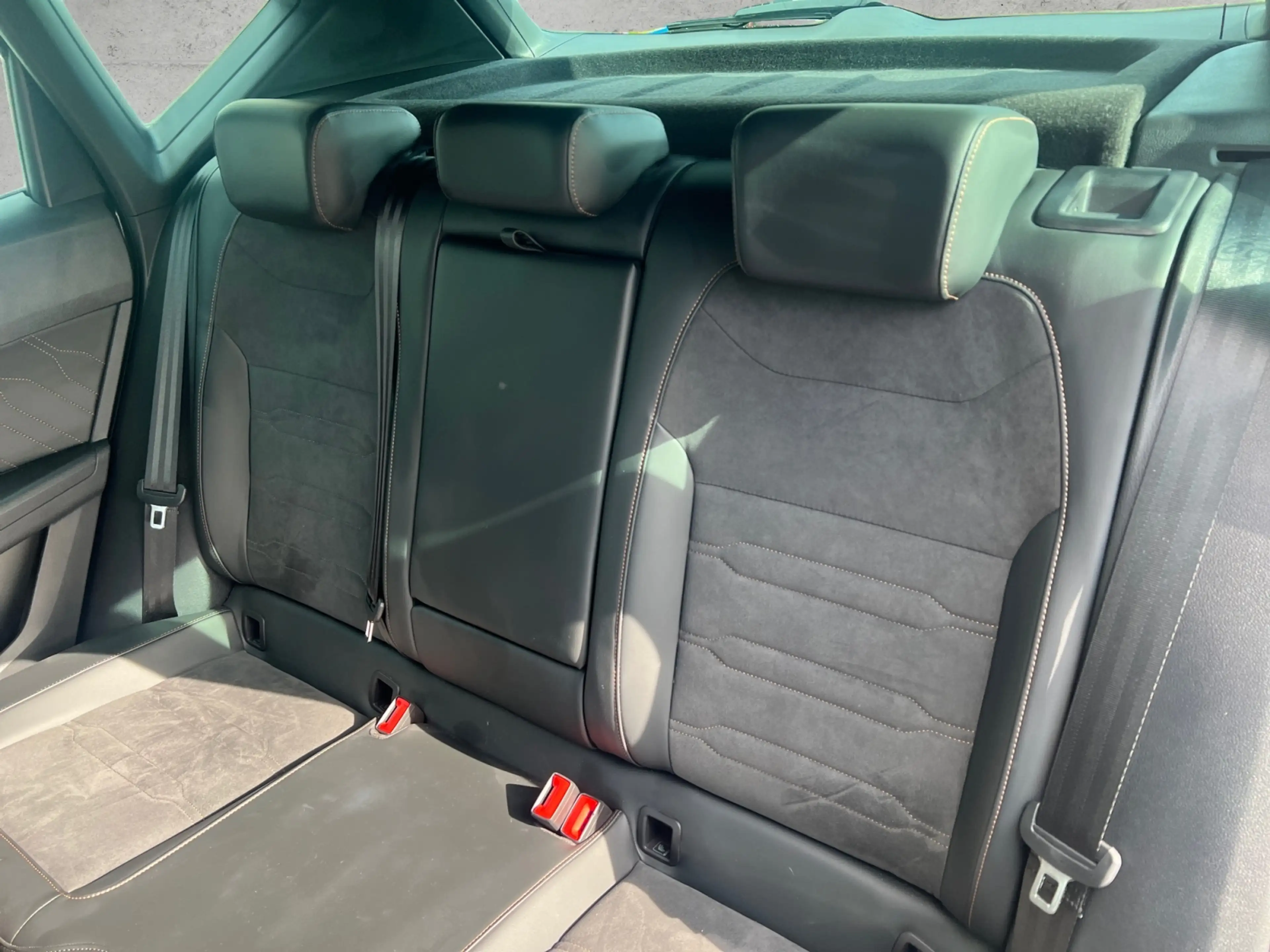 CUPRA Ateca 1.5 TSI DSG +AHK +LED +RKAM +ACC +"19 +APP +NAVI — photo 14