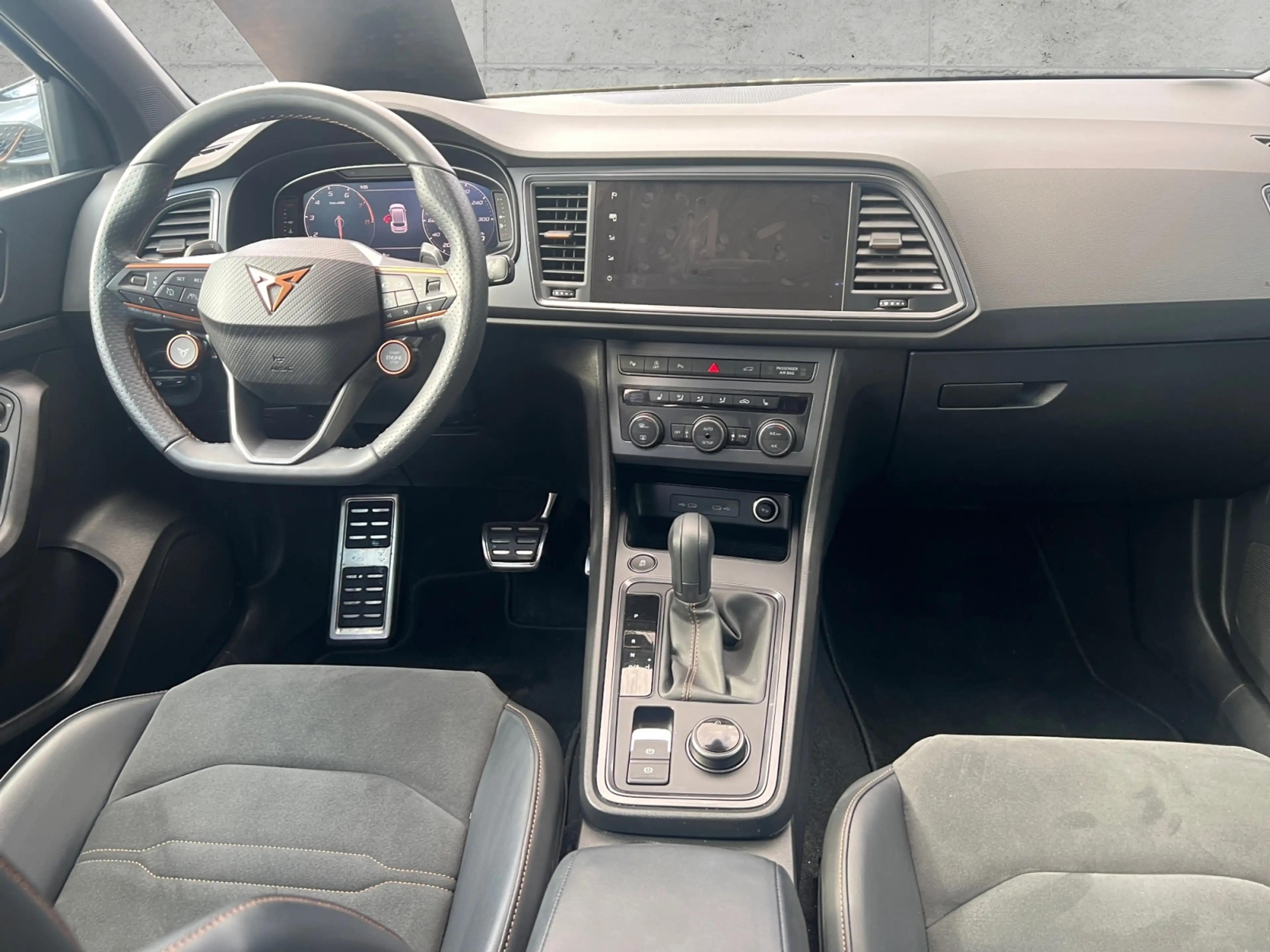 CUPRA Ateca 1.5 TSI DSG +AHK +LED +RKAM +ACC +"19 +APP +NAVI — photo 15