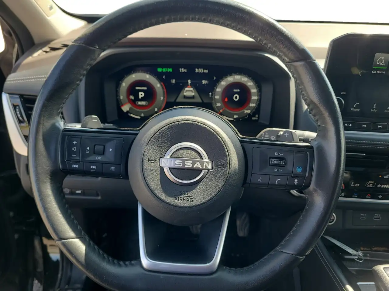 Nissan Rogue снимка Nissan Rogue