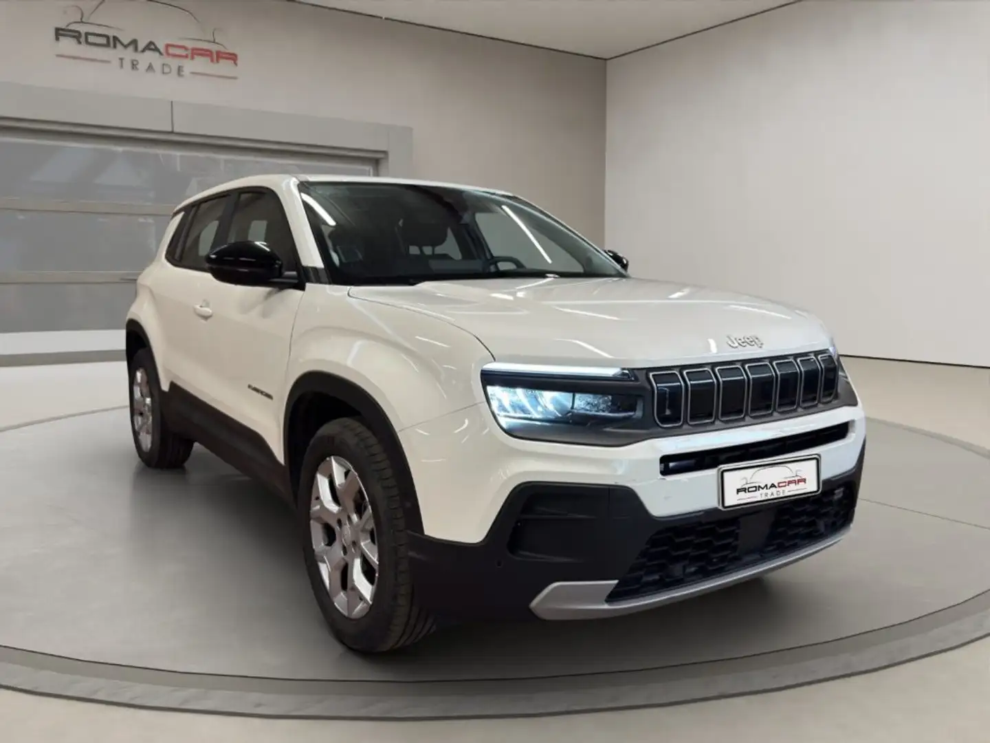 Jeep Avenger 1.2 Turbo 100 CV MHEV ALTITUDE Gris - 2