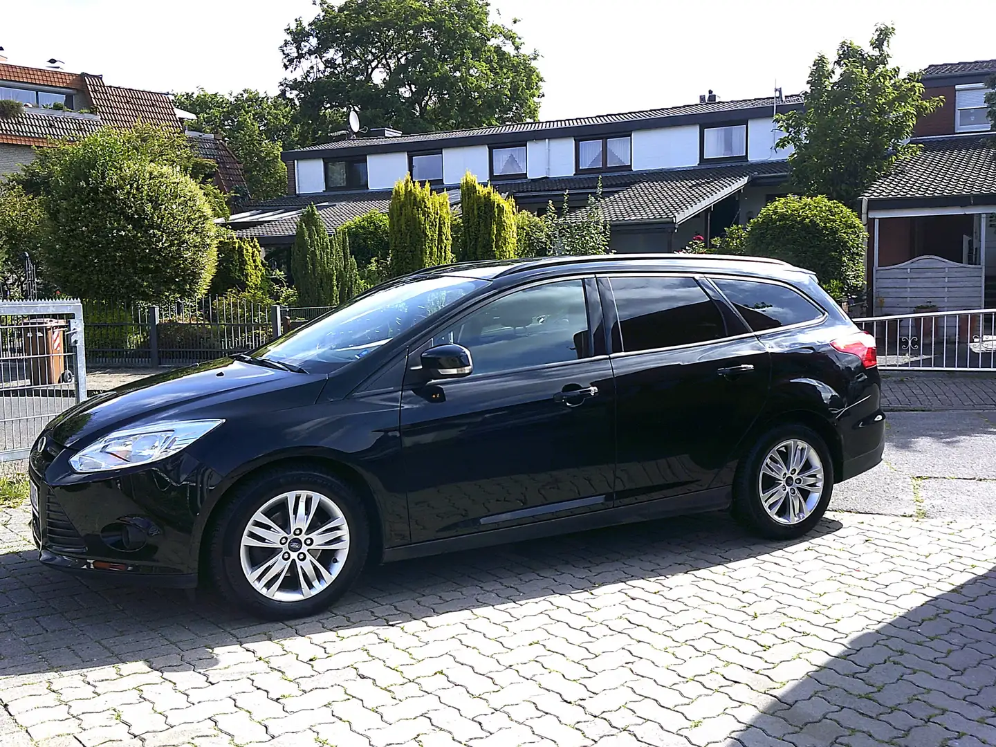 Ford Focus Trend Zwart - 2