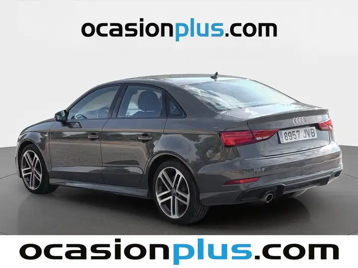 Audi A3 Sedán 1.6 TDI S Line Edition 2016, foto 3