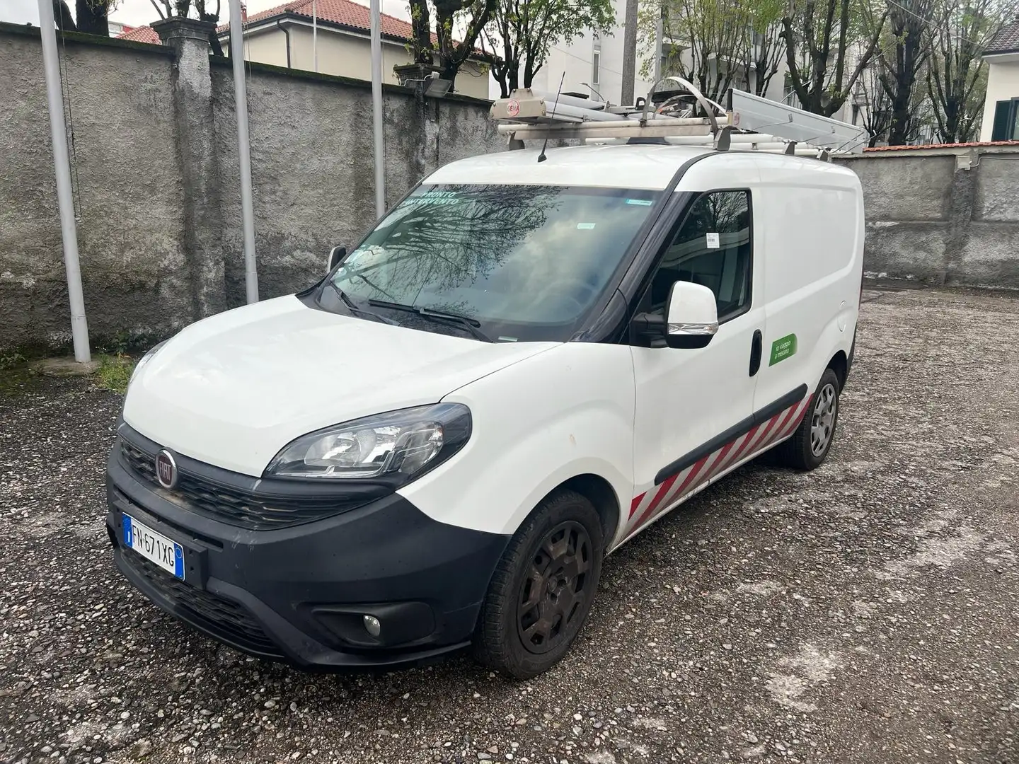 Fiat Doblò 1.4 METANO ALLESTIMENTO SPECIALE Bianco - 1