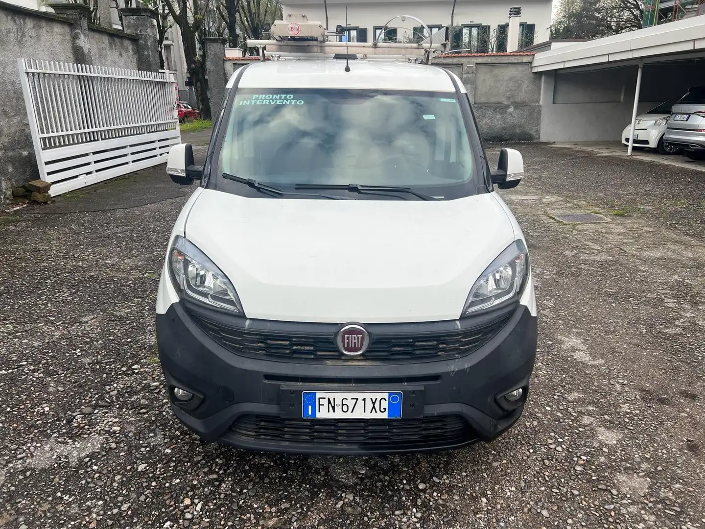 Fiat Doblò 1.4 METANO ALLESTIMENTO SPECIALE Bianco - 2