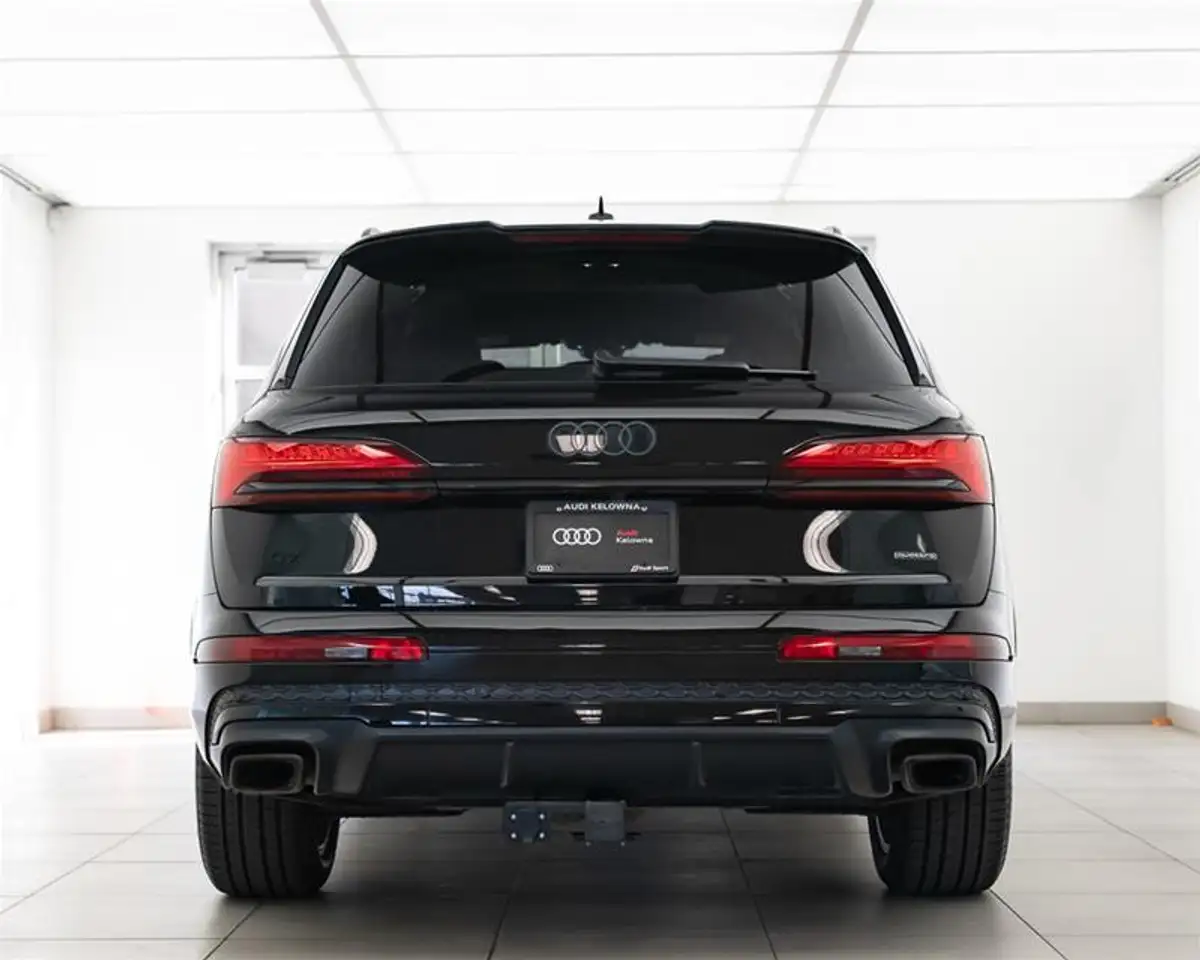 Audi Q7 снимка Audi Q7