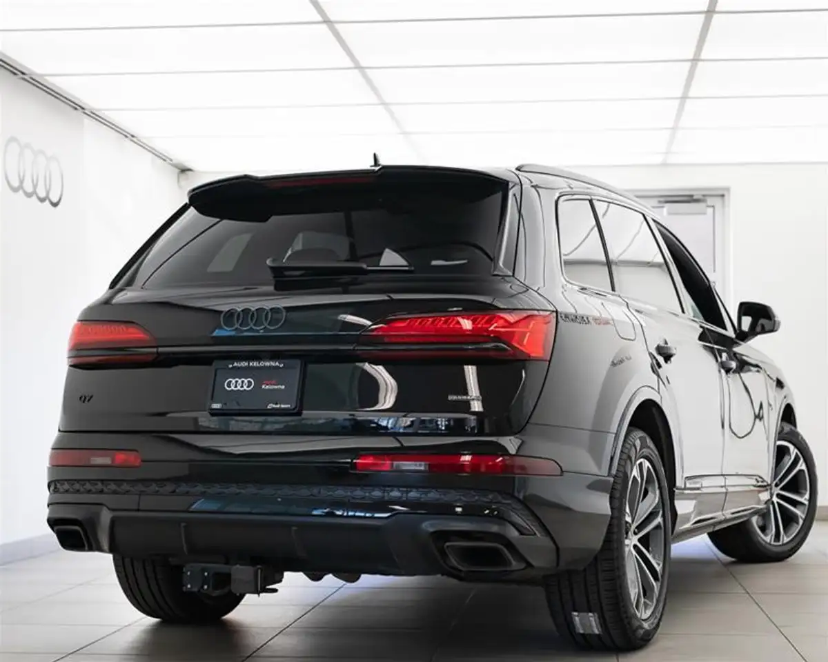 Audi Q7 снимка Audi Q7