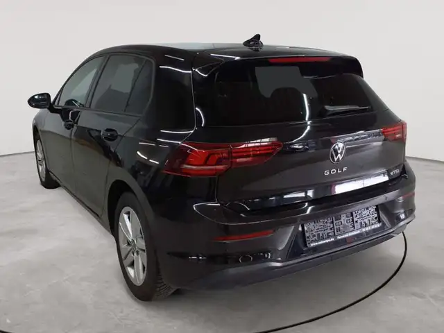 Volkswagen Golf view 5