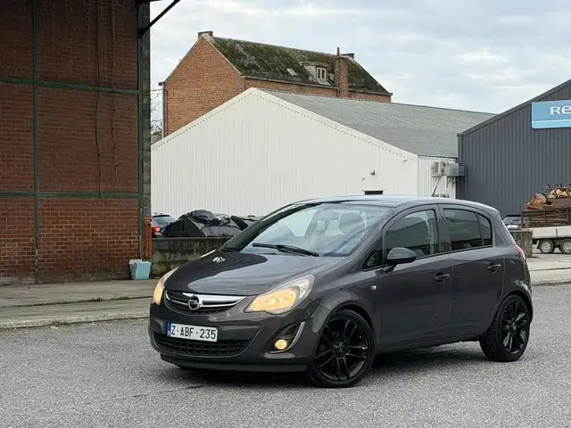Opel Corsa 1.4 90 ch Edition✔️ prête Pour Immatriculation✔️