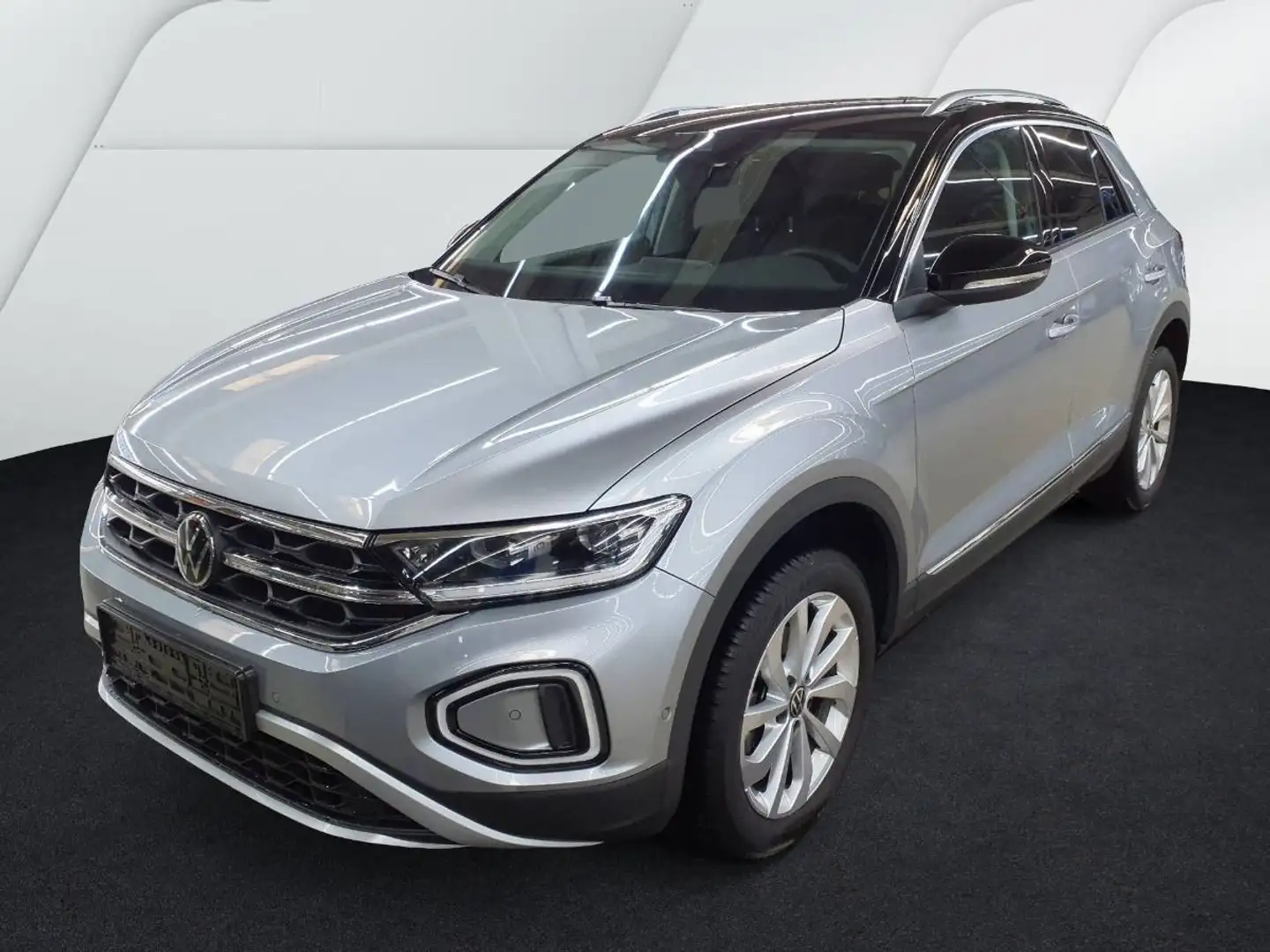 Volkswagen T-Roc 1.5TSI DSG Style NAVI AHK MASSAGE LED+ Silber - 2