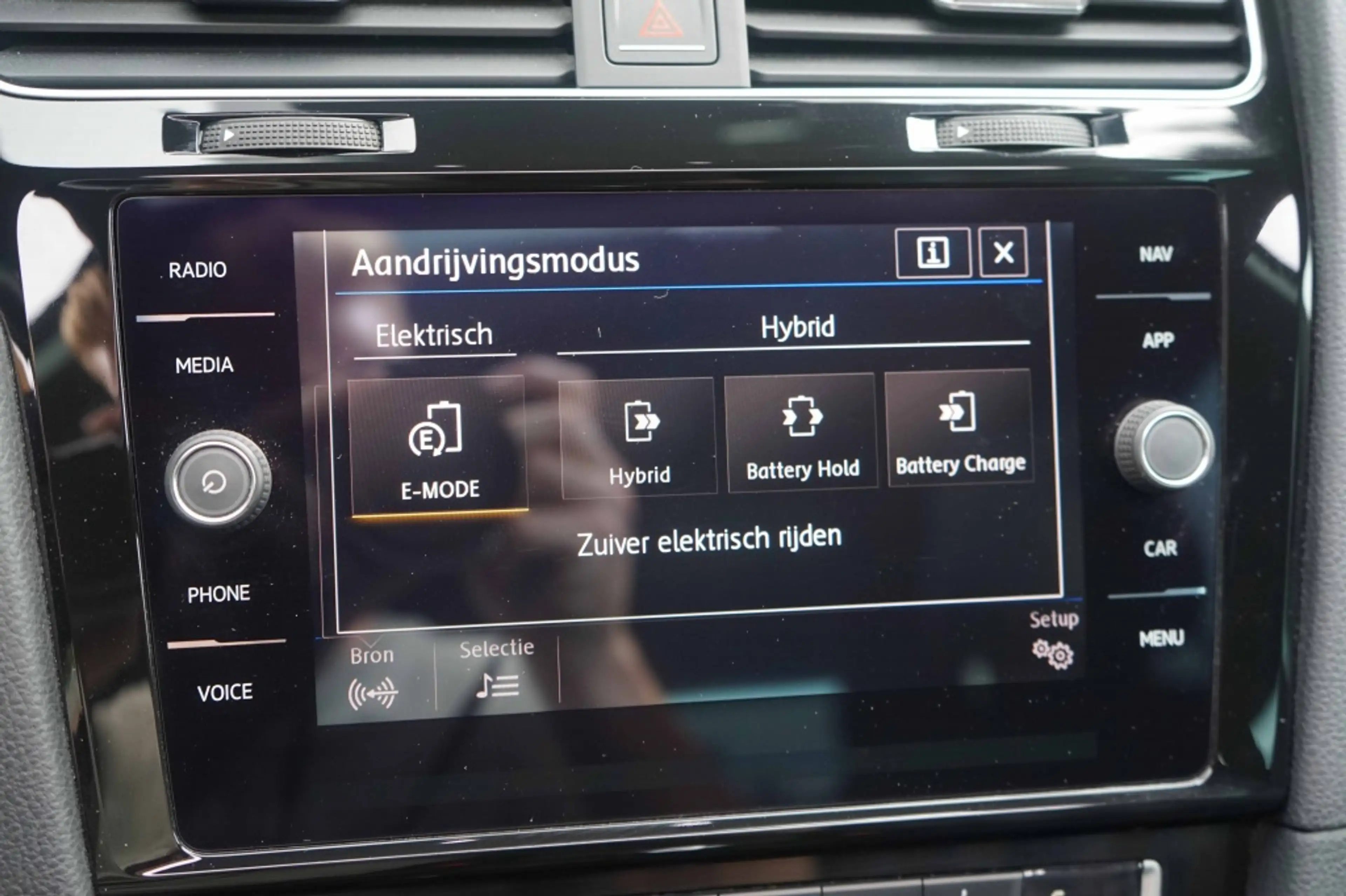 Volkswagen Golf GTE 7.5 Facelift/Panoramadak/Trkhk/ACC/R-Cam/Parelmoer — photo 48