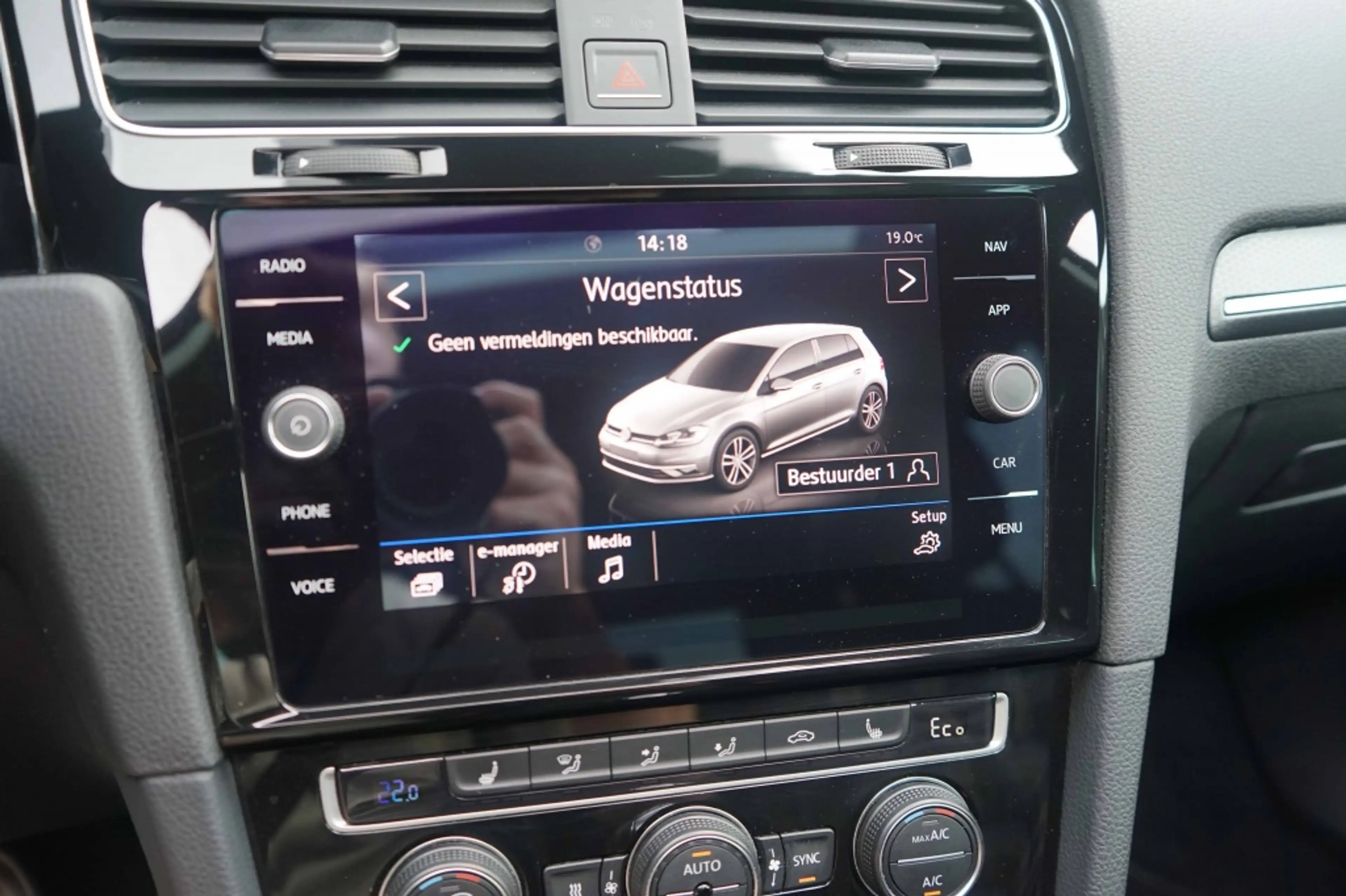 Volkswagen Golf GTE 7.5 Facelift/Panoramadak/Trkhk/ACC/R-Cam/Parelmoer — photo 43