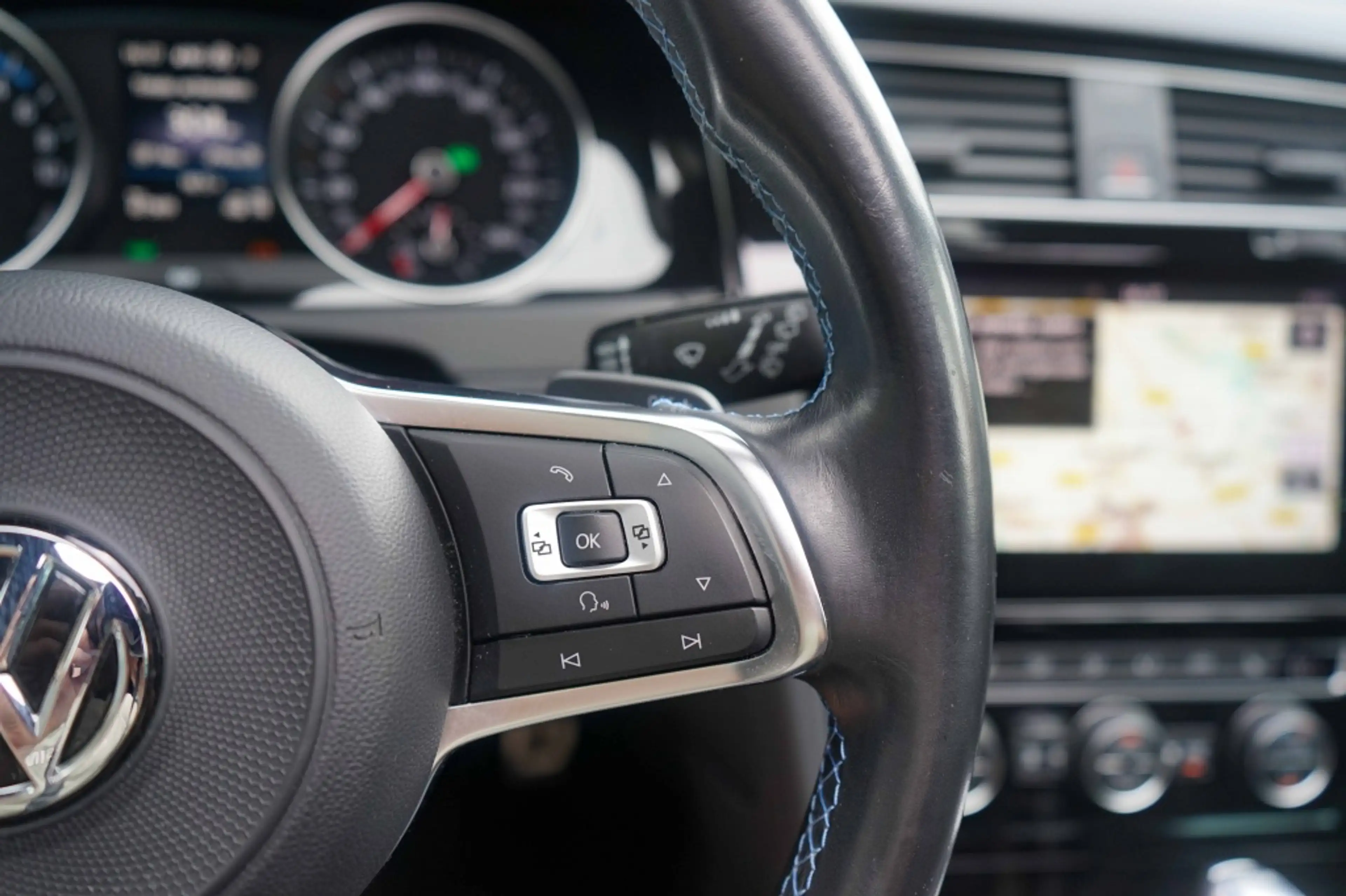 Volkswagen Golf GTE 7.5 Facelift/Panoramadak/Trkhk/ACC/R-Cam/Parelmoer — photo 38