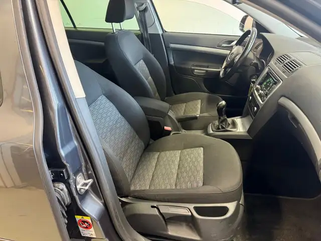 Skoda Octavia view 9