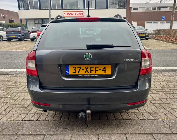 Skoda Octavia view 7